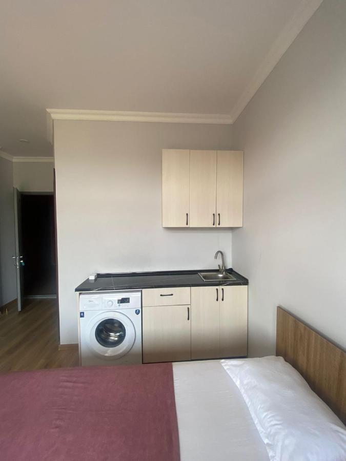 Mimino Aparthotel Batumi Exterior photo
