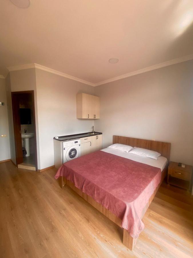 Mimino Aparthotel Batumi Exterior photo
