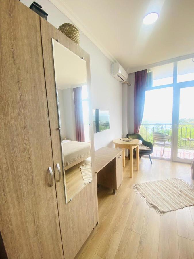 Mimino Aparthotel Batumi Exterior photo